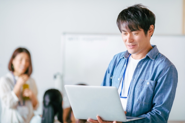 Webディレクターにおすすめのオンラインセミナー【マーケティング・ビジネス編】