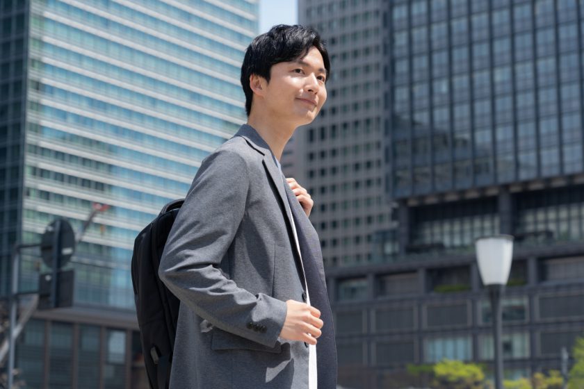 フロントエンドエンジニアでフリーランスに…。将来性や必要なスキルレベルは？